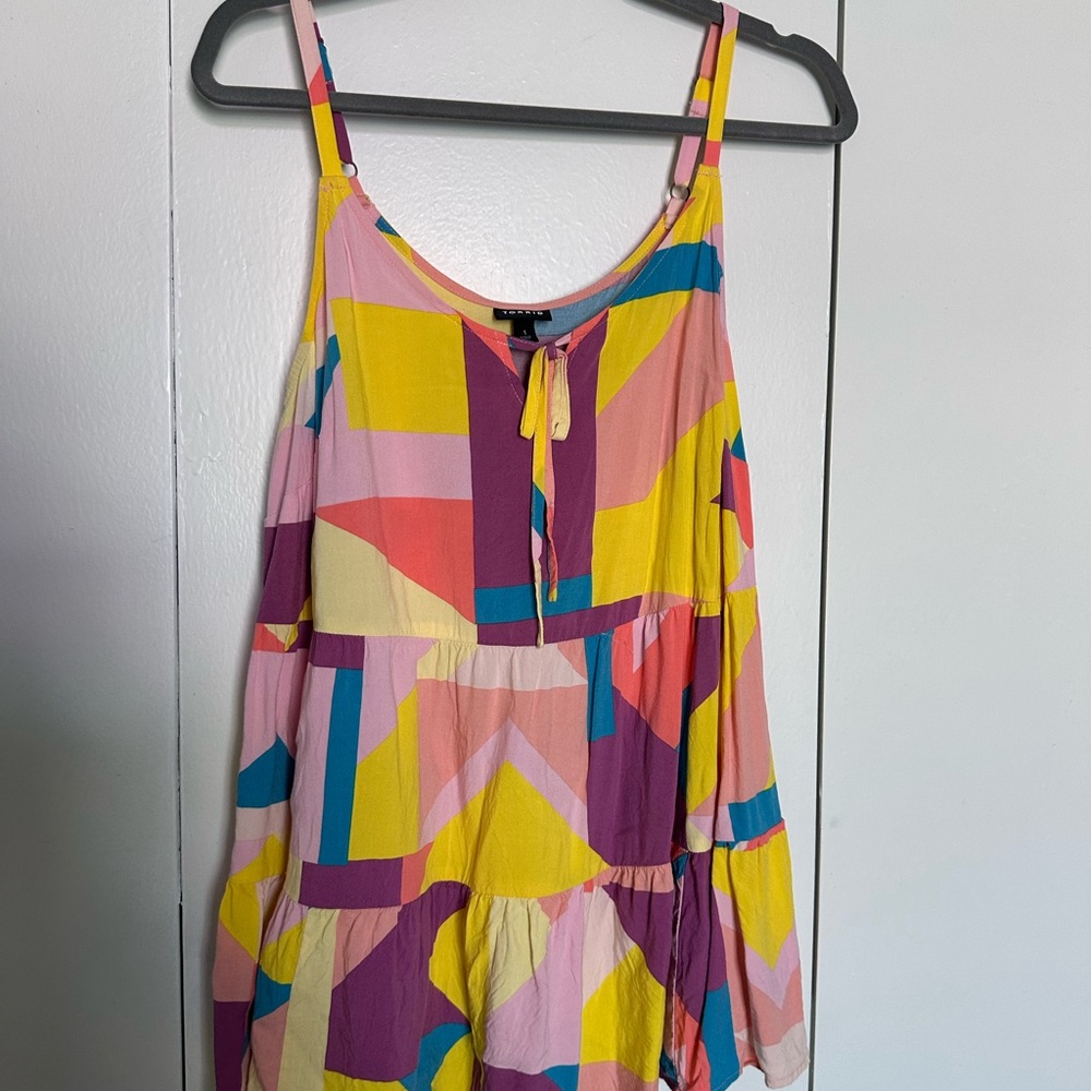 Torrid Multicolor Geometric Ruffle Top size 1X